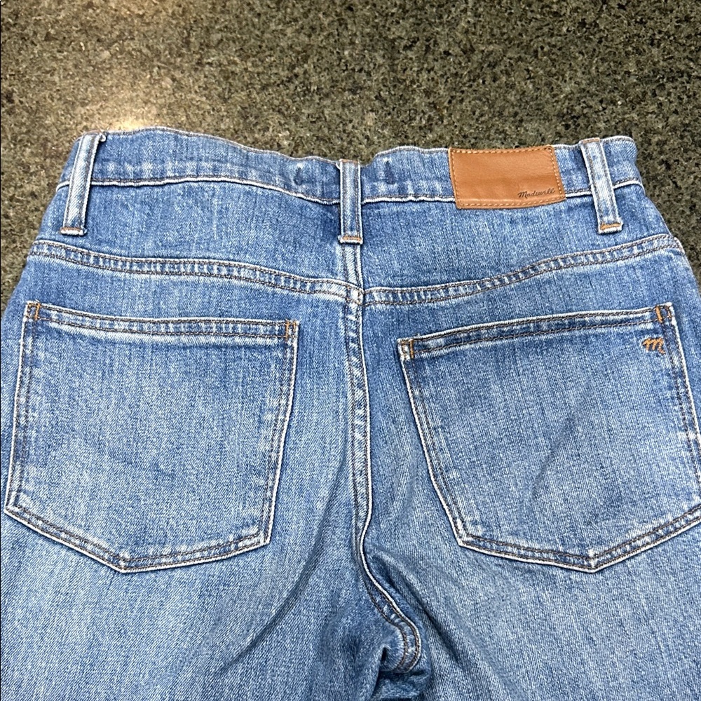 Madewell Wide-Leg Crop Jeans - Picture 5 of 6